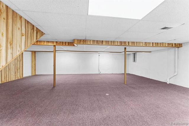 24346 Brentwood Drive, Brownstown, MI 48183
