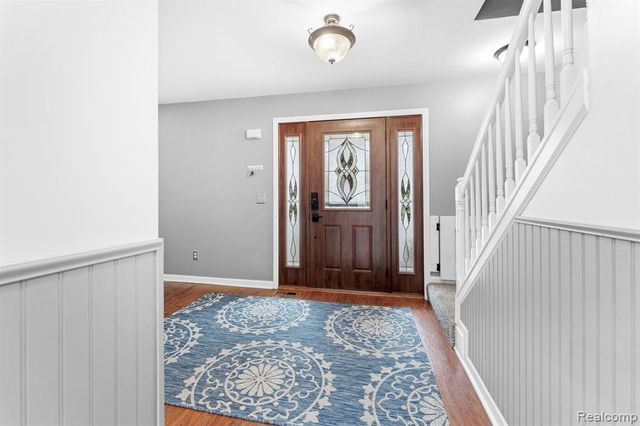 24346 Brentwood Drive, Brownstown, MI 48183