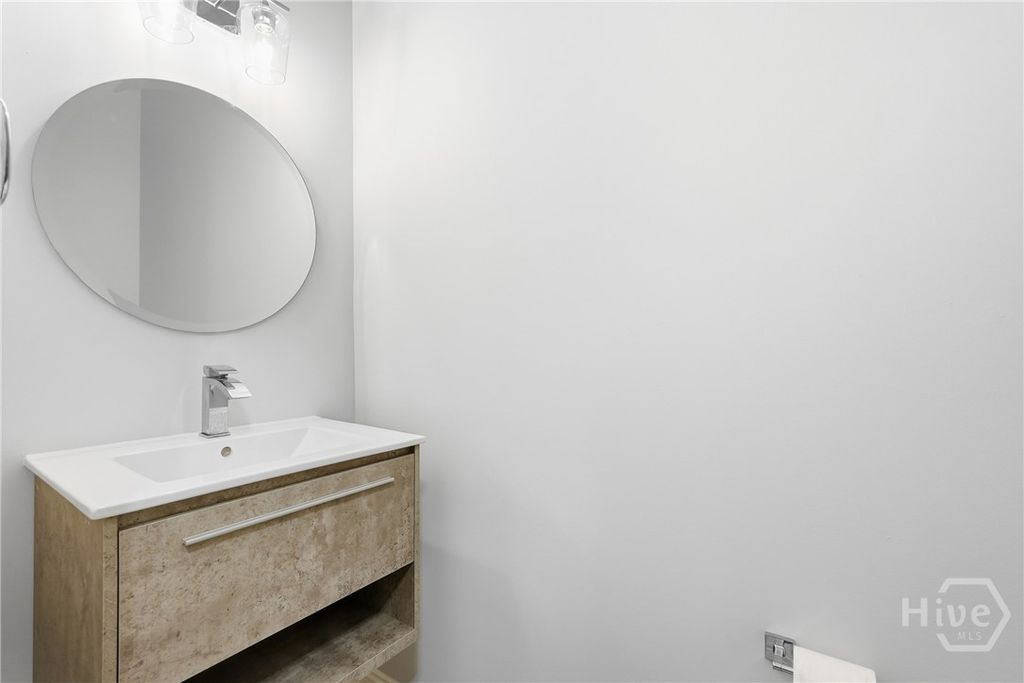 Image 28 of property listing at 330 Landing Way, Richmond Hill, GA 31324
