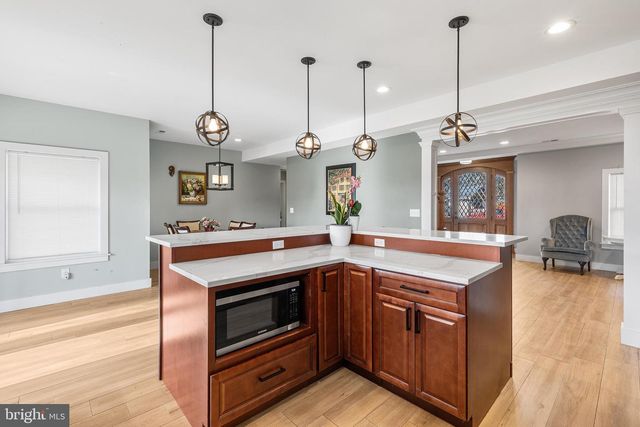 118 BLOUGH RD, Fairless Hills, PA 19030