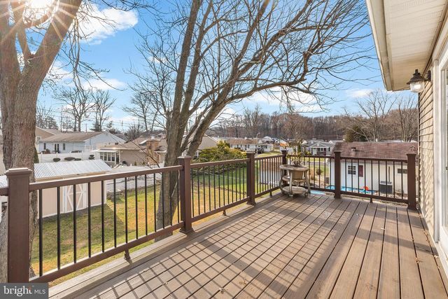 118 BLOUGH RD, Fairless Hills, PA 19030