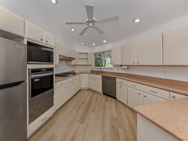 11883 DE LEON DRIVE, North Port, FL 34287