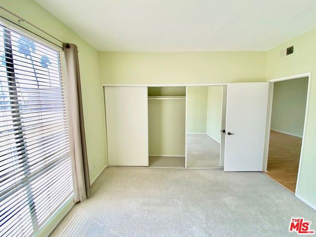 533 S St Andrews Place 321, Los Angeles, CA 90020