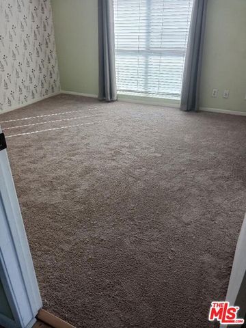 533 S St Andrews Place 321, Los Angeles, CA 90020