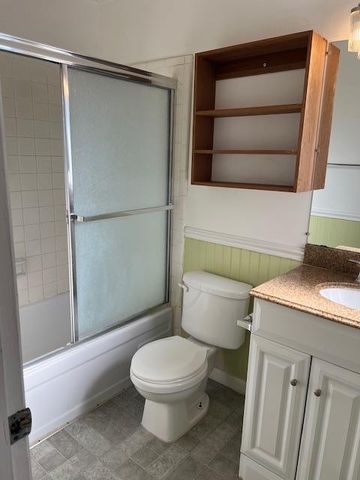 451 La Jolla Way, Salinas, CA 93901