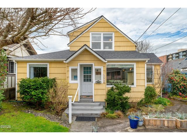 580 S COLUMBIA St, Seaside, OR 97138