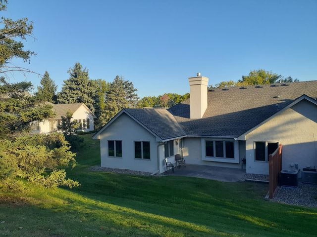 9579 Falcons Way, Eden Prairie, MN 55347