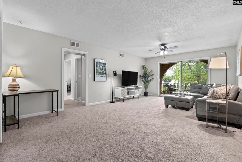 5516 Lakeshore Drive, Columbia, SC 29206