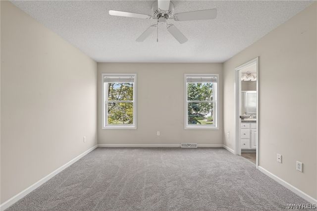 56 Mayfield Drive, West Seneca, NY 14224