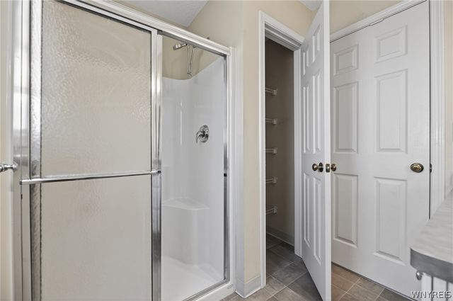 56 Mayfield Drive, West Seneca, NY 14224