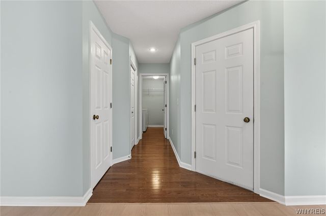 56 Mayfield Drive, West Seneca, NY 14224