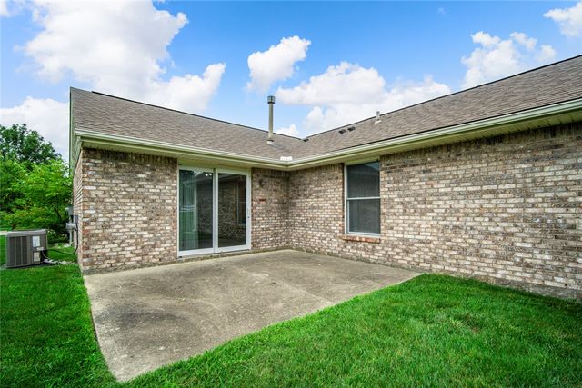 1892 Sulky Trail, Miamisburg, OH 45342