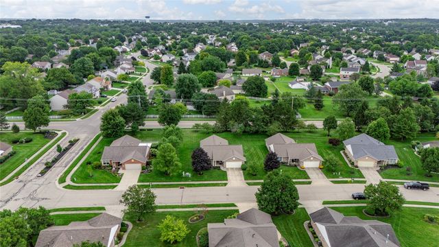 1892 Sulky Trail, Miamisburg, OH 45342