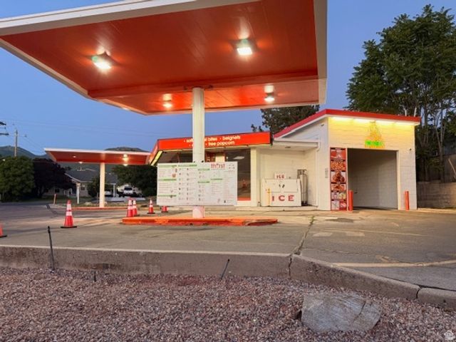 1545 S MAIN ST, Bountiful, UT 84010
