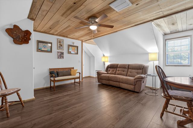 347 Keith Cove Rd, Cowan, TN 37318