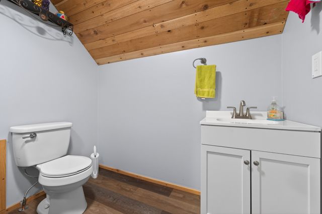 347 Keith Cove Rd, Cowan, TN 37318