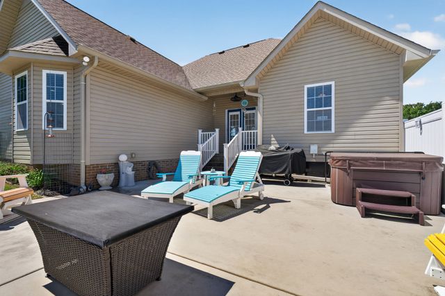 347 Keith Cove Rd, Cowan, TN 37318