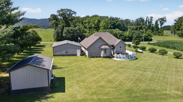 347 Keith Cove Rd, Cowan, TN 37318