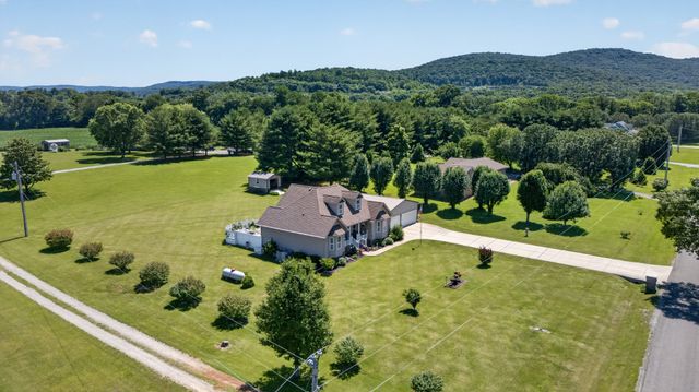 347 Keith Cove Rd, Cowan, TN 37318