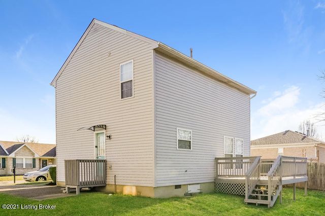 7802 Texlyn Ct, Louisville, KY 40258