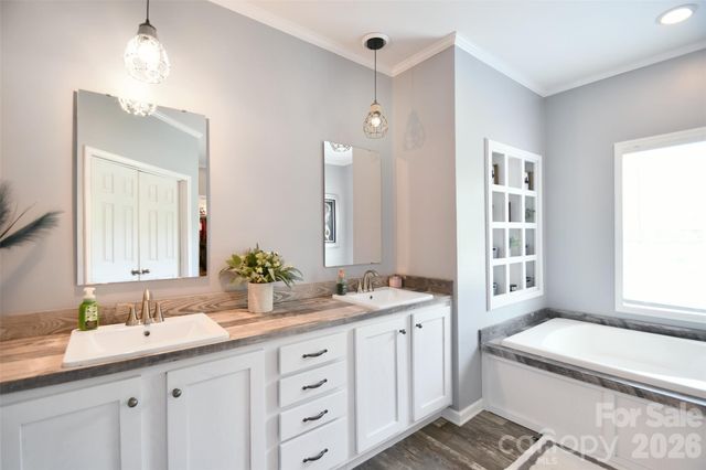 265 St Matthews Church Road, Salisbury, NC 28146