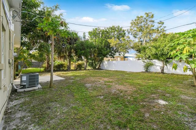 1227 Cherokee Street, Jupiter, FL 33458