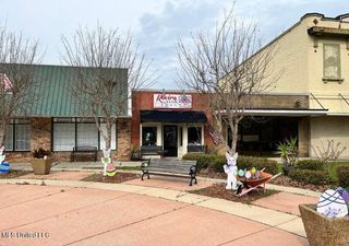 5013 Main Street, Moss Point, MS 39563