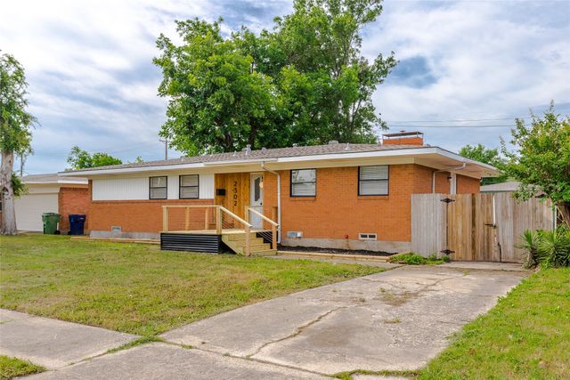 2302 Mockingbird Lane, Garland, TX 75042