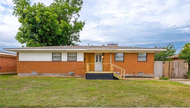 2302 Mockingbird Lane, Garland, TX 75042