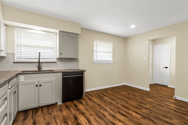 2302 Mockingbird Lane, Garland, TX 75042