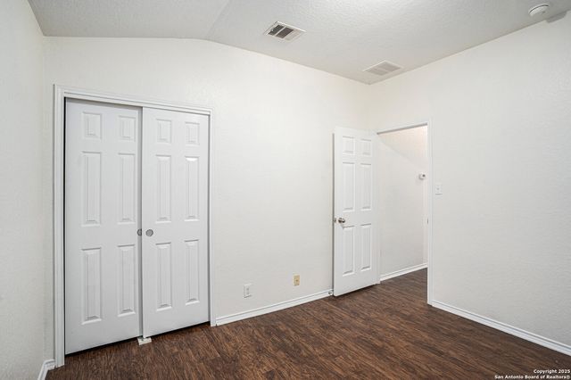 2135 Wiltshire Dr, New Braunfels, TX 78130