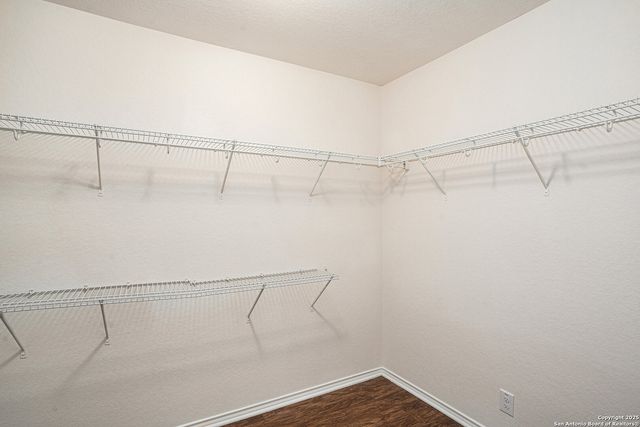 2135 Wiltshire Dr, New Braunfels, TX 78130