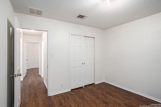2135 Wiltshire Dr, New Braunfels, TX 78130