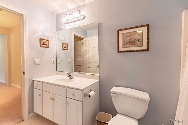 10125 Allington Drive, St Louis, MO 63128