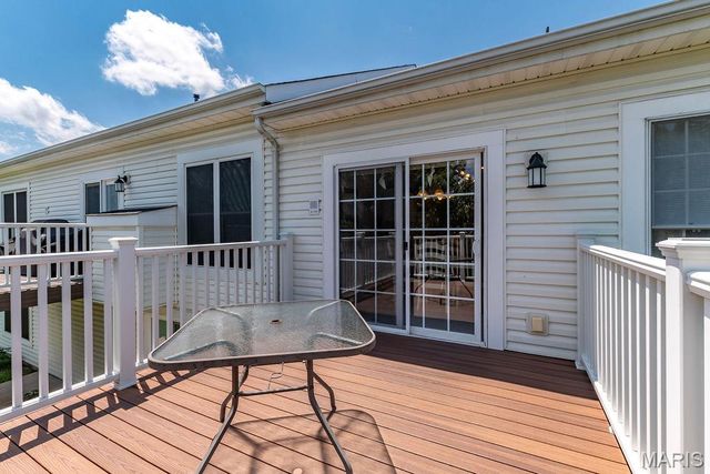 10125 Allington Drive, St Louis, MO 63128
