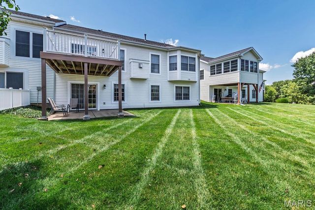 10125 Allington Drive, St Louis, MO 63128