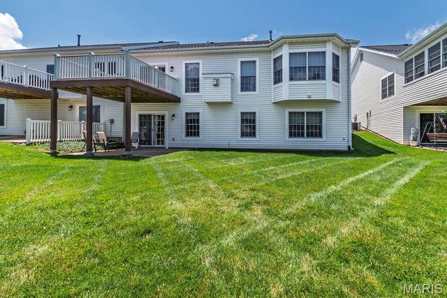 10125 Allington Drive, St Louis, MO 63128