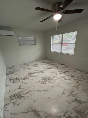 822 N NEW HAMPSHIRE AVENUE, Tavares, FL 32778