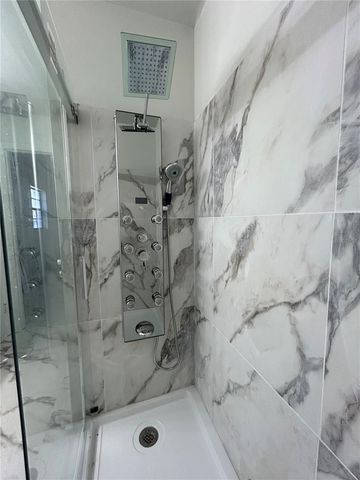 822 N NEW HAMPSHIRE AVENUE, Tavares, FL 32778