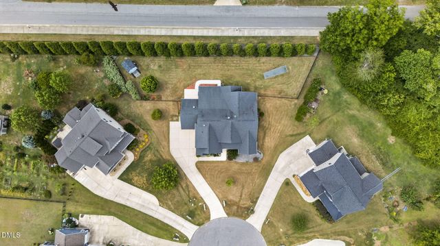 200 Misty Moonlight Drive, Willow Springs, NC 27592