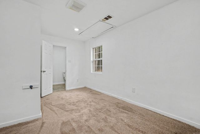 2317 Peach Tree Dr, Little Rock, AR 72211