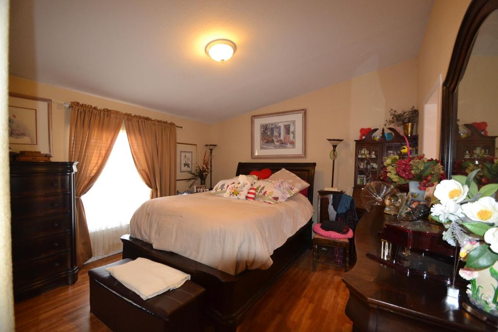Image 13 of property listing at 336 E Alluvial Avenue # 122, Fresno, CA 93720