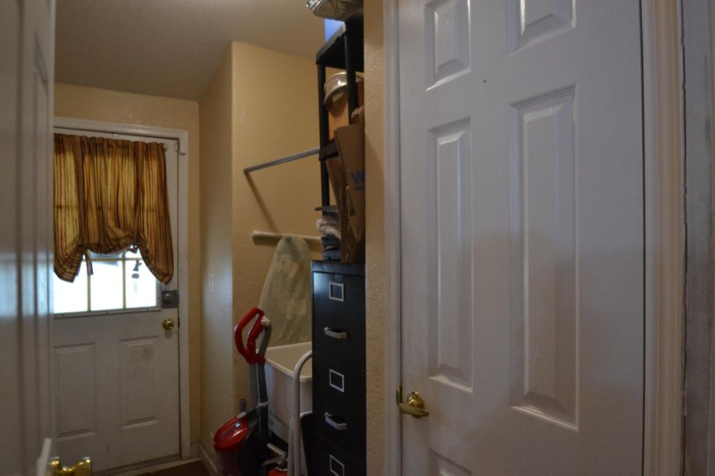 Image 22 of property listing at 336 E Alluvial Avenue # 122, Fresno, CA 93720