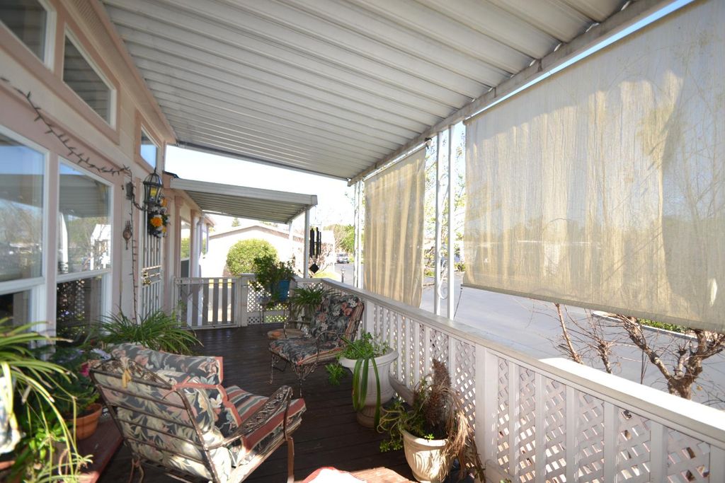 Image 4 of property listing at 336 E Alluvial Avenue # 122, Fresno, CA 93720