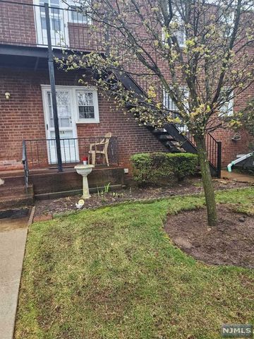 51 Elmwood Terrace, Elmwood Park, NJ 07407
