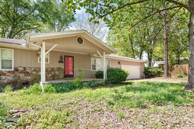 2097 Sunset Inn Road, Branson, MO 65616