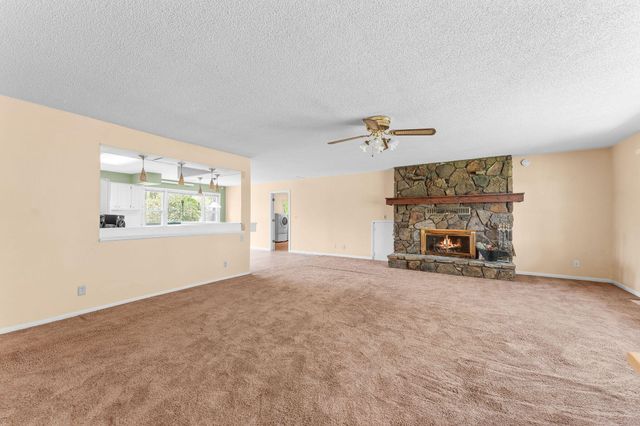 2097 Sunset Inn Road, Branson, MO 65616