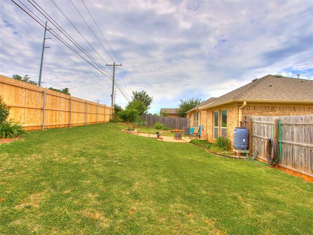 300 Lone Oak Drive, Norman, OK 73071