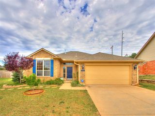300 Lone Oak Drive, Norman, OK 73071