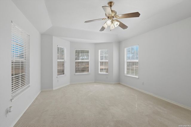 370 ALBERTS LN, Somerset, TX 78069